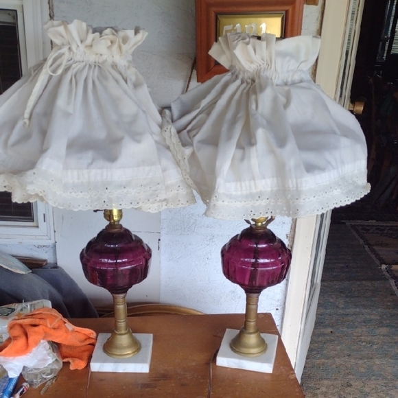 Elegant Purple and White Table Lamps - Picture 1 of 5